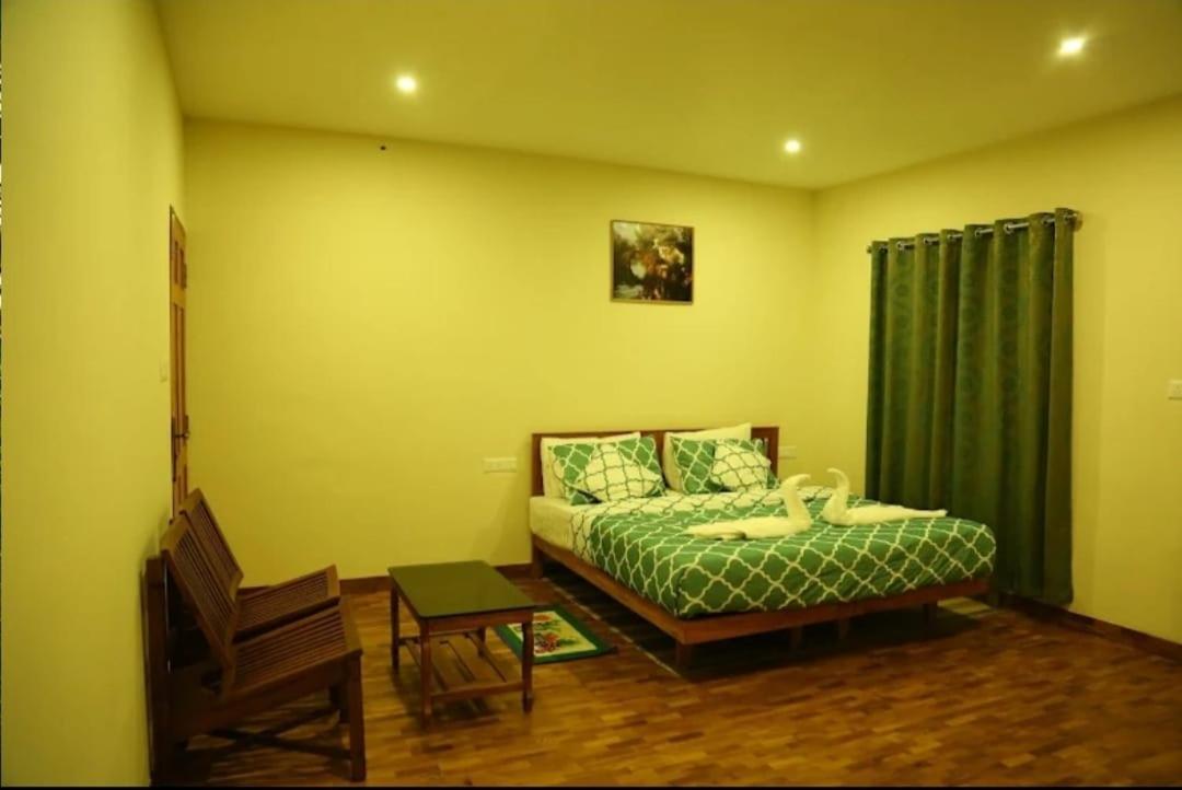 Shola County Bed & Breakfast Vattavada Luaran gambar